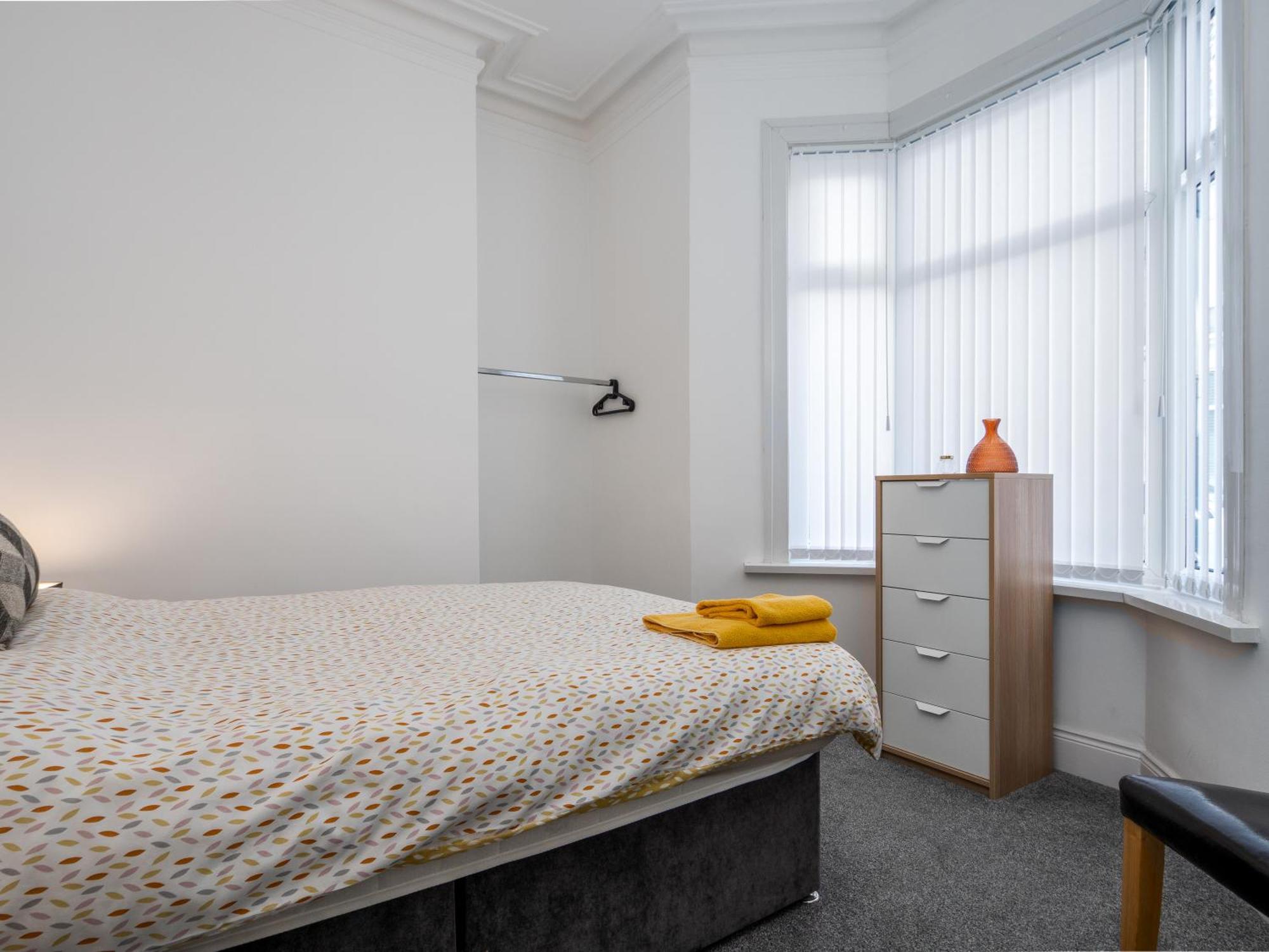 Apex Living Ne - Beachville House 4 Beds Free Parking 森德兰 外观 照片